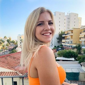 Meet your Posher, Caileigh